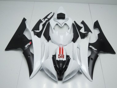 58 Sic Blanc & Noir 08-16 R6 Carénage